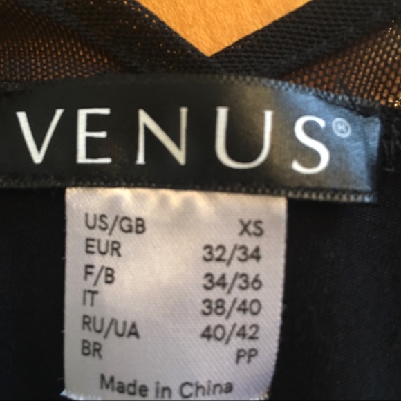 Venus Embroidered Bell Sleeve Top - Picture 3 of 4